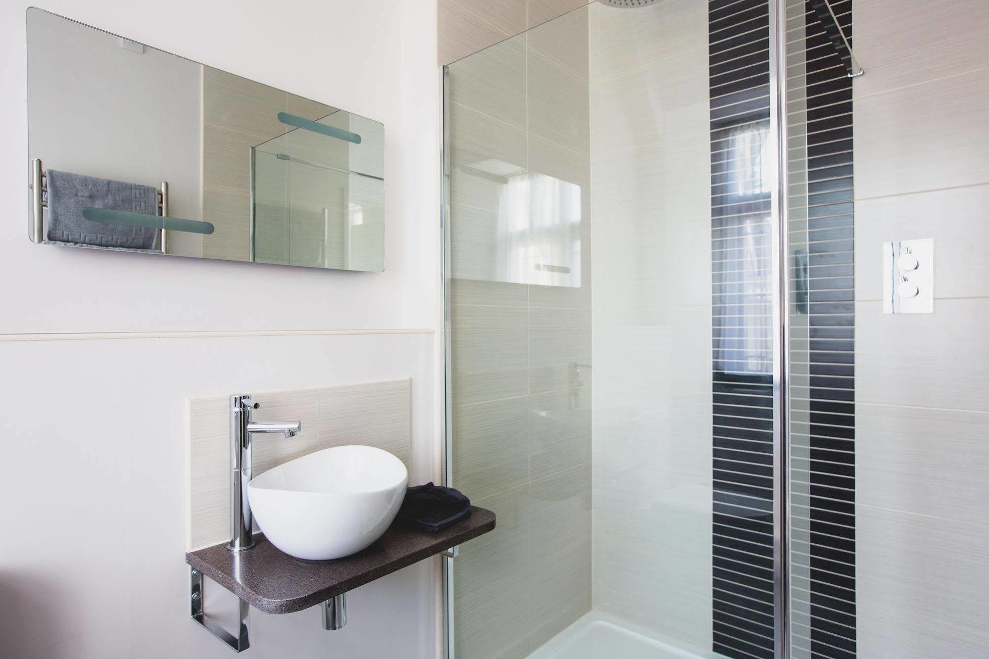 The Broadmead Boutique B&B Tenby Luaran gambar
